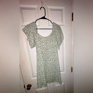 Altar’d State daisy mini dress flowy sleeves and skirt with tight top